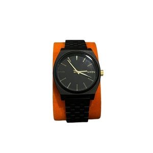 Mens Nixon Watch